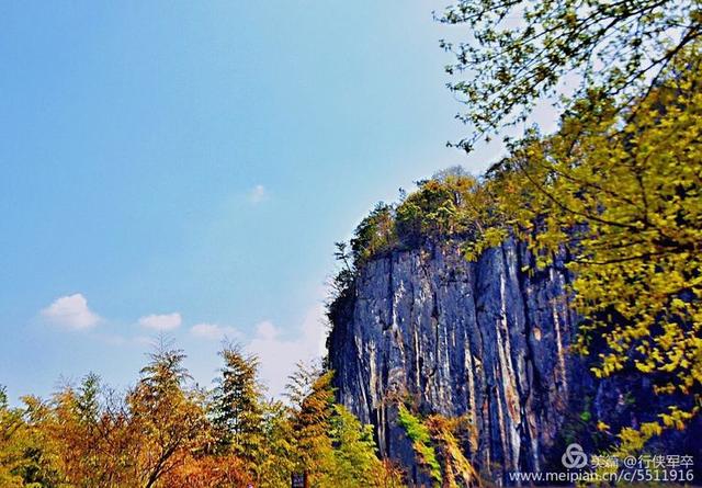 此路线既有桂林山水之美，又有云南石林之奇，还有318之险