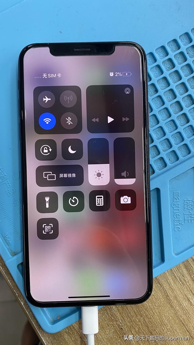 二次维修的iPhoneX无法充电，维修大揭秘