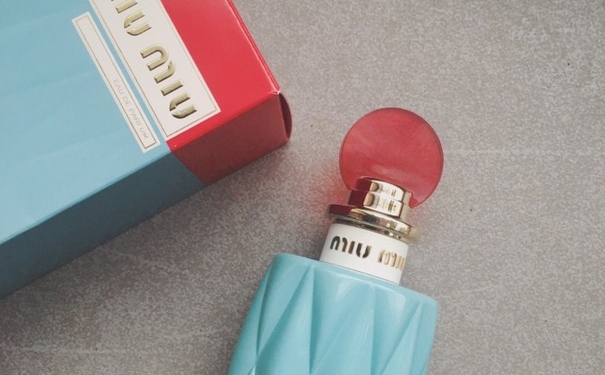 miumiu的香水多少钱？miumiu香水价格是多少(1)