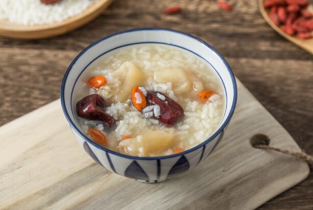 谷雨时节吃什么粥 谷雨时节养护肝脏粥食谱推荐