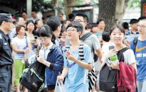 今年高考报名人数1291万 比去年增加了多少？