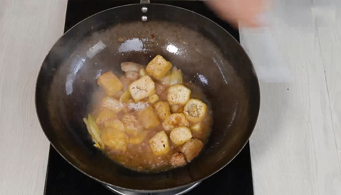 油豆腐烧五花肉的做法 五花肉烧油豆腐怎么烧