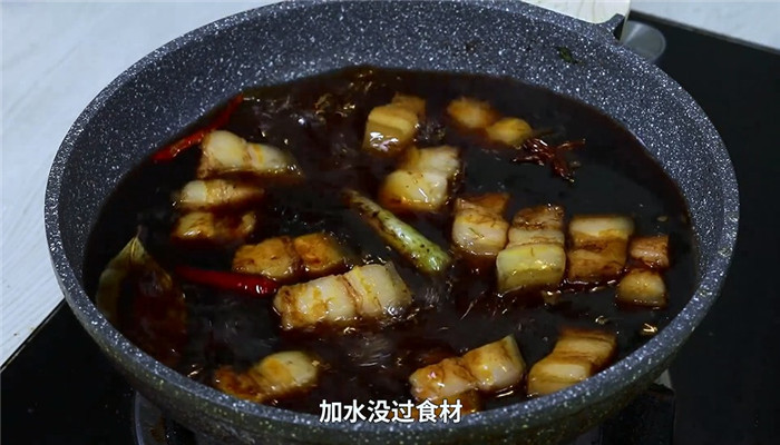 菱角红烧肉怎么做 菱角红烧肉的做法