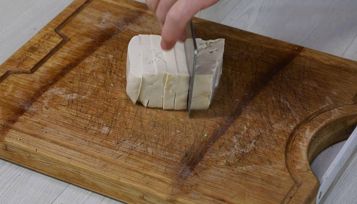 蒸豆腐怎么蒸 咸鸭蛋蒸豆腐的做法