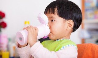 杯子刻什么字小学生 杯子刻什么字小学生写