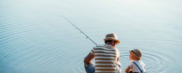 钓鱼怎样判断鱼在深水状态 钓鱼怎样判断水深浅