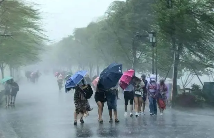 2023年五月份下暴雨正常吗3