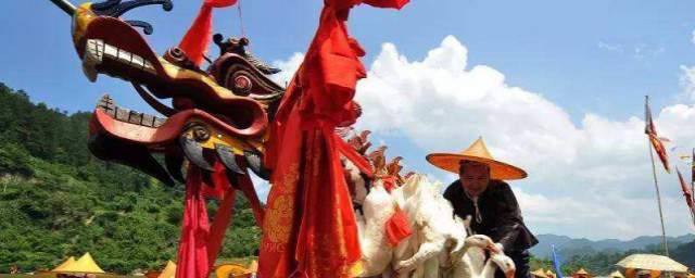 龙船节是哪个民族的节日 是苗族的节日