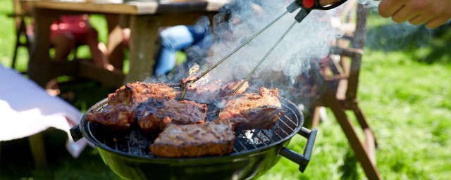 烤肉必点的8种食材 烤肉必点的8种食材有什么