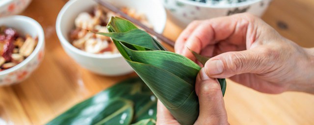 煮粽子叶子需要煮多久能熟 煮粽子叶需要多长时间