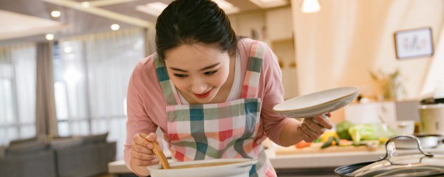 煮羊肠子放什么调料 制作羊肠汤的调料