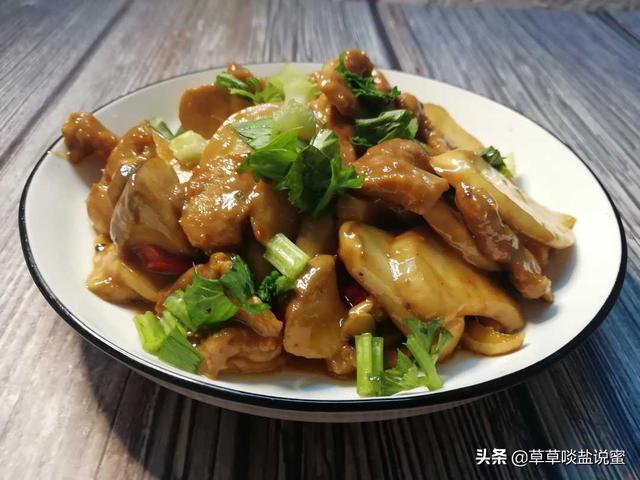 杏鲍菇炒肉片有什么功效（常吃菌类食物提高免疫力）