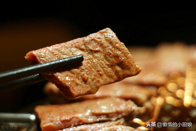 怎样烤牛肉干好吃又简单（冬天在家自制烤牛肉）