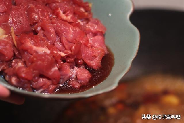 牛肉怎么做不柴不腥软烂入味（做出来的牛肉总是口感太硬）