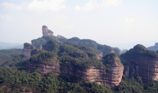 丹霞山在哪里 关于丹霞山的简介