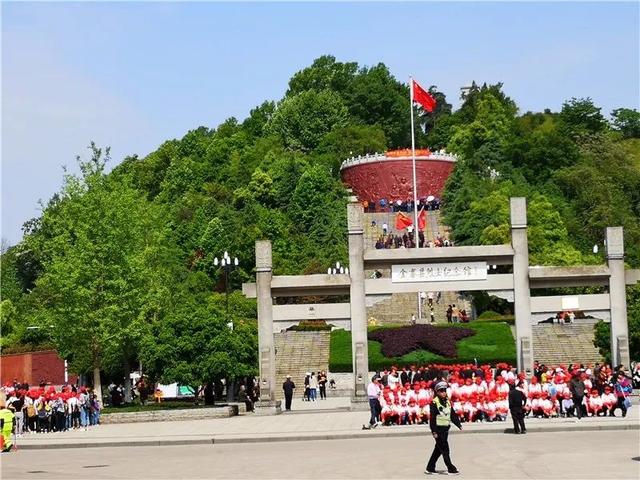 金寨旅游景点大全免费预约（旅游五一来金寨）